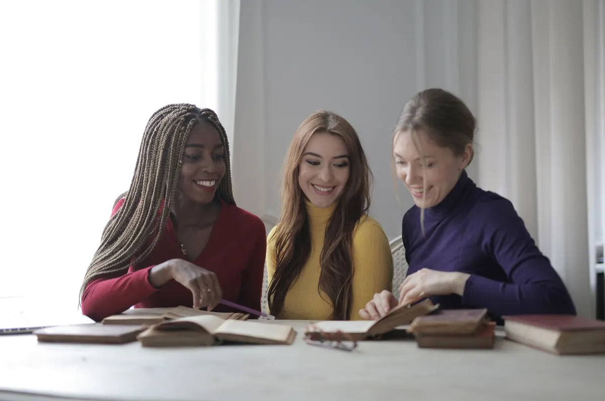How to Start a Cosy Book Club in Your Local Pub: A Step-by-Step Guide