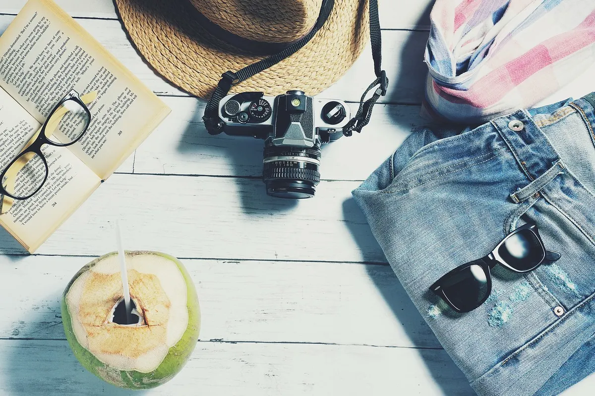 Summer Holiday Reading List: 10 Page-Turners for the UK Beach